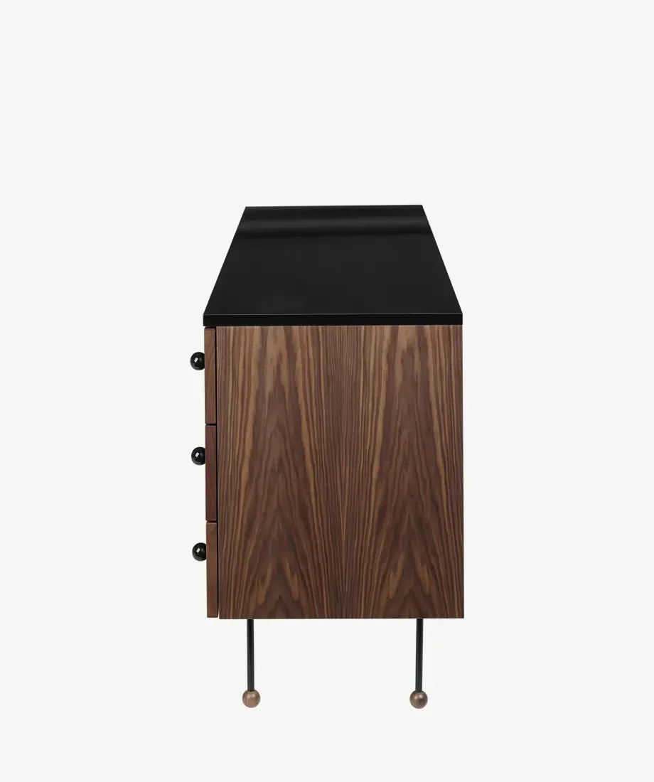 Ramila Dresser
